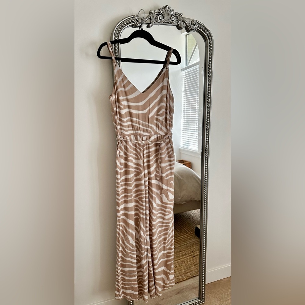 H&M Wide Leg Zebra Print Jumpsuit (Size 8)